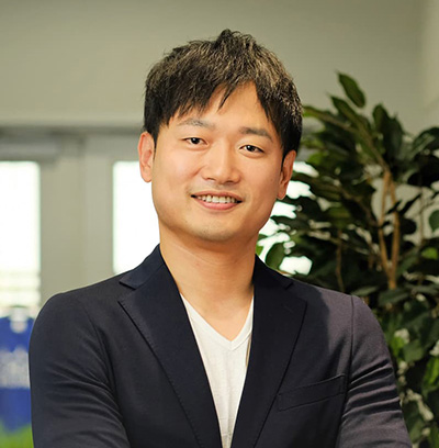 代表取締役　藤井 克樹